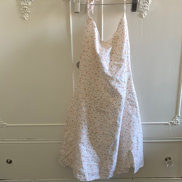 Princess Polly halter dress! - Picture 1 of 6